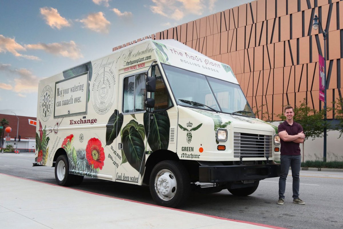 Mobiler Pflanzen-Truck in Los Angeles - FARBIO® - Nachhaltige Bio-Flüssigdünger aus Hamburg